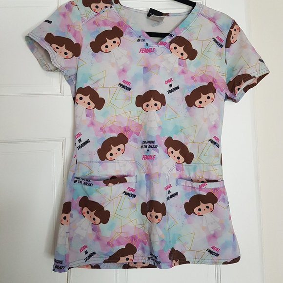 Princess Leia Star Wars Scrub Top - Picture 1 of 3